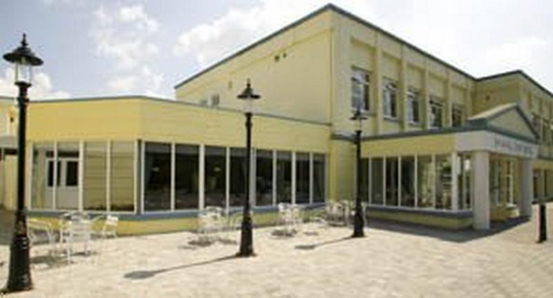 Springhill Court Hotel & Leisure Club 基尔根尼 外观 照片